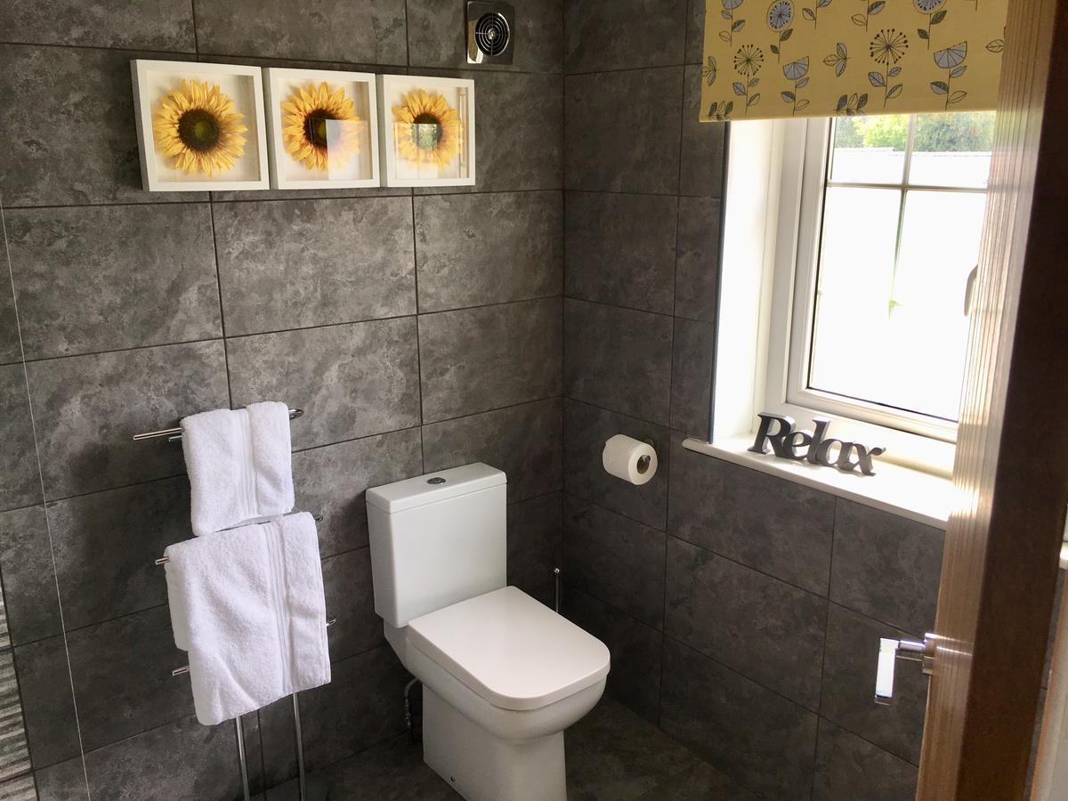 The Sun B&B Rooms Winforton ภายนอก รูปภาพ