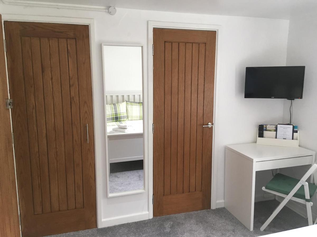 The Sun B&B Rooms Winforton ภายนอก รูปภาพ